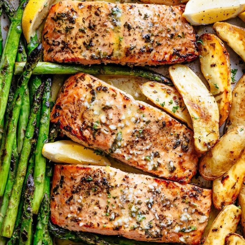 Incredible One Sheet Pan Recipes That You Need To Try Right Now