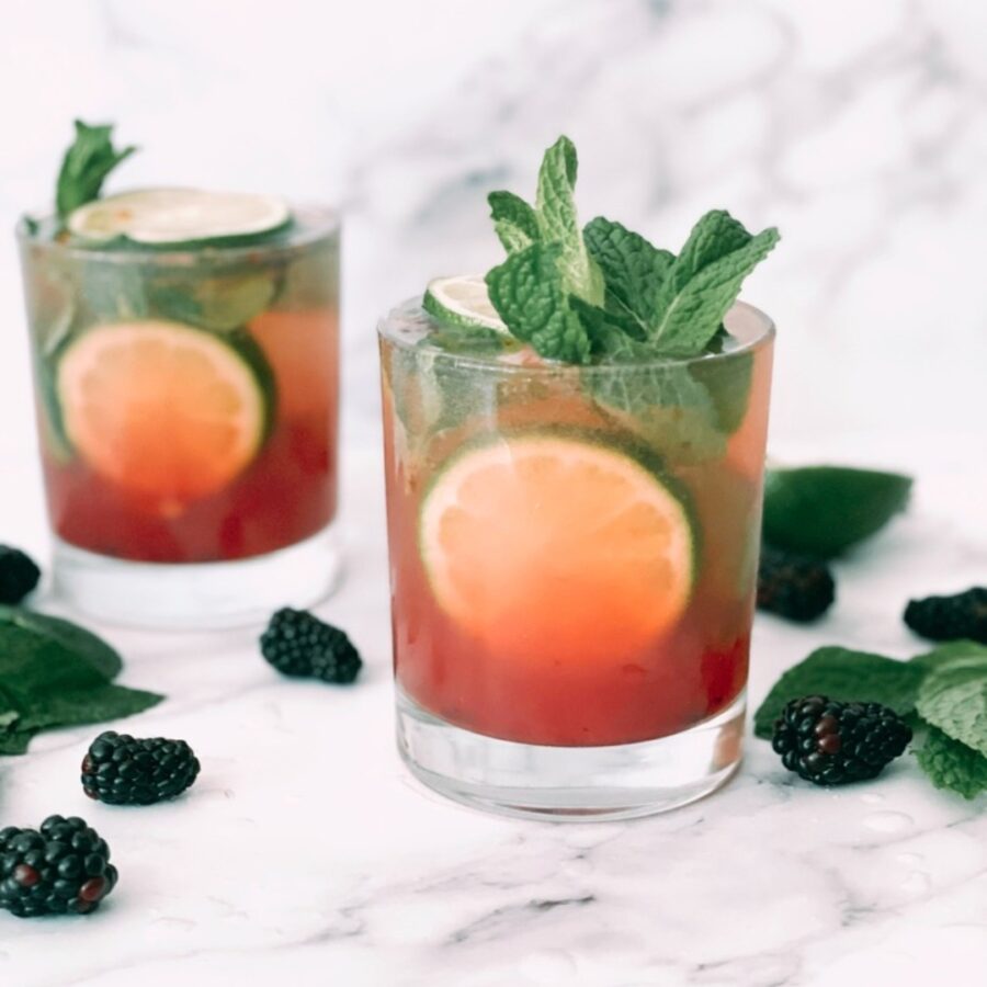The Most Refreshing Blackberry Mojito To Complete Your Weekend