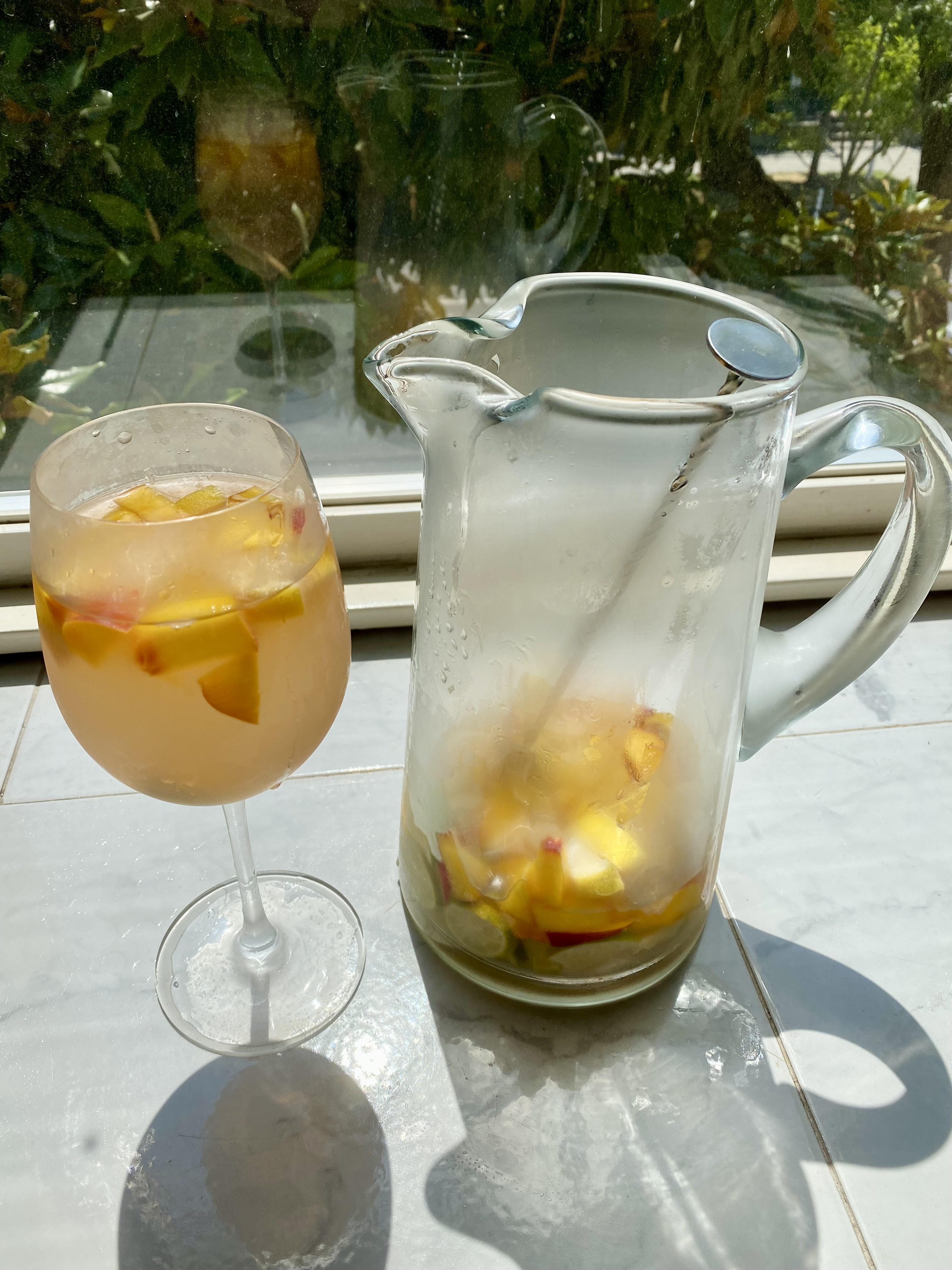 Limoncello sangria